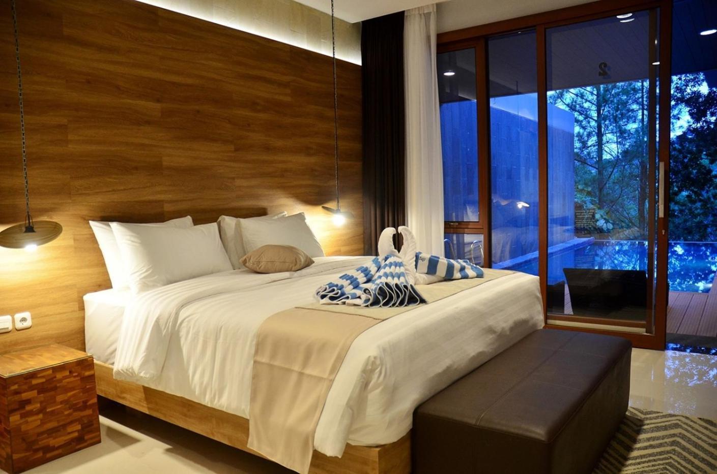Asmaya Hill View Villa 7 Bedrooms With A Private Swimming Pool Bandung Esterno foto